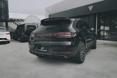 画像5: Porsche Macan マカン リアバンパー用 リアディフューザー 本物Drycarbon ドライカーボン (5)