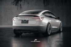 画像4: 【予約販売中に送料無料】TESLA テスラ NEW MODEL 新型 モデル 3 トランク用 リアスポイラー 本物Drycarbon ドライカーボン (4)